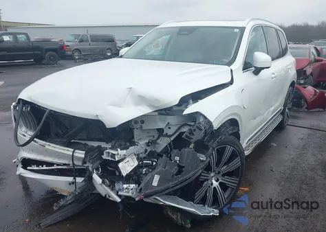 2023 Volvo Xc90 Recharge Plug-In Hybrid T8 Ultimate 6-Seater from USA, damaged, VIN YV4H600A9P1925386